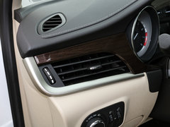 2019款 三厢 15S 自动领先型