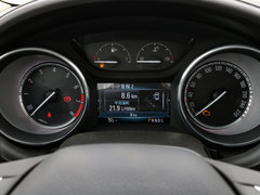 2019款 三厢 15S 自动领先型