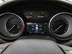 2019款 三厢 15S 自动领先型