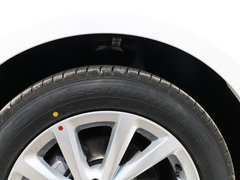 2019款 三厢 15S 自动进取型