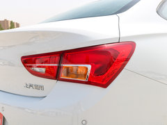 2019款 三厢 15S 自动进取型