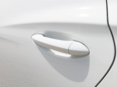 2019款 三厢 15S 自动进取型