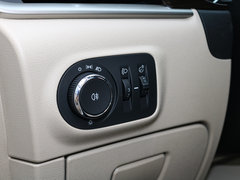 2019款 三厢 15S 自动进取型