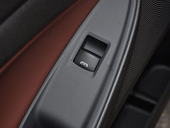 2019款 18T 6座互联尊贵型