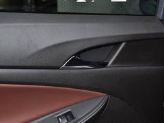 2019款 18T 6座互联尊贵型