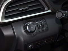 2019款 18T 6座互联尊贵型