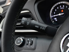 2019款 18T 6座互联尊贵型