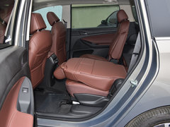 2019款 18T 6座互联尊贵型