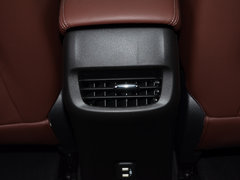 2019款 18T 6座互联尊贵型