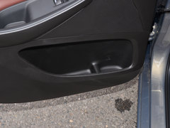2019款 18T 6座互联尊贵型