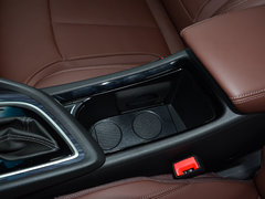 2019款 18T 6座互联尊贵型