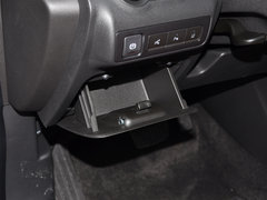 2019款 18T 6座互联尊贵型