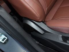 2019款 18T 6座互联尊贵型