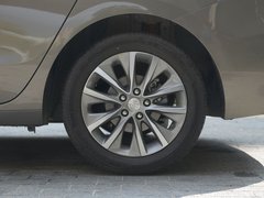 2019款 18T 5座互联豪华型
