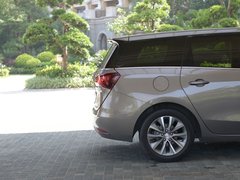 2019款 18T 5座互联豪华型