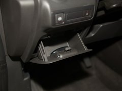 2019款 18T 5座互联豪华型
