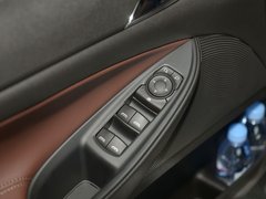 2019款 18T 5座互联豪华型