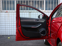 2019款 1.5L CVT自在版 国V