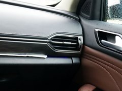 2019款 1.5T 自动尊贵型