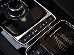 2019款 2.0T 四驱都市尊享版
