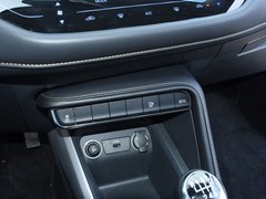 2019款 1.6L 手动梦想型