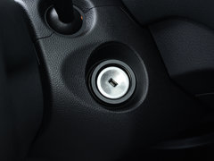 2019款 20T 两驱手动4G互联铂金版