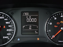 2019款 20T 两驱手动4G互联铂金版
