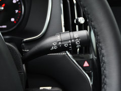 2019款 20T 两驱手动4G互联铂金版