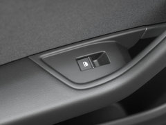 2019款 40 TFSI 进取型 国VI