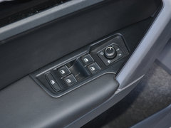 2019款 330TSI 四驱豪华型 国V