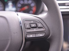 2019款 1.5L 手动4G互联朗越版