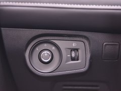 2019款 1.5L 手动4G互联朗越版