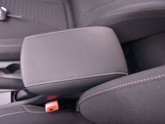 2019款 1.5L 手动4G互联朗越版