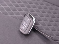 2019款 1.5L 手动4G互联朗越版