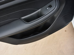 2019款 1.5L 自动4G互联朗豪版