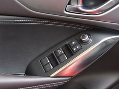 2018款 2.5L 自动四驱蓝天运动版 国V