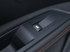 2019款 380THP 5座精英版