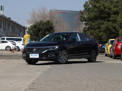 2019款 330TSI 尊贵版 国VI