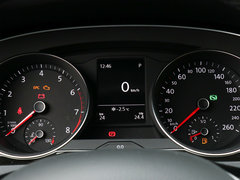 2019款 330TSI DSG 领先型 国V