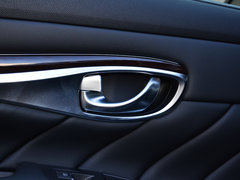 2019款 Q70L 2.0T 悦享版