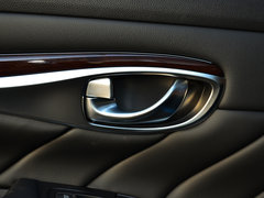 2019款 Q70L 2.0T 豪华版
