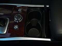 2019款 Q70L 2.0T 豪华版