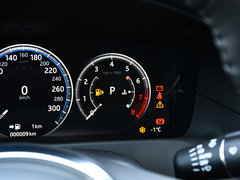 2019款 XFL 2.0T 250PS 两驱豪华版
