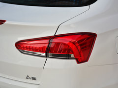2019款 1.5L 手动旗舰版 国V