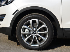 2019款 2.0T 四驅(qū)尊雅版 國V