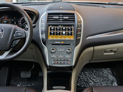 2019款 2.0T 四驅(qū)尊雅版 國V