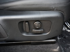 2019款 3.0 V6 特别版 