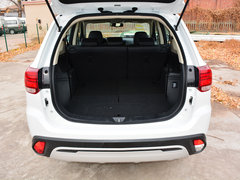 2019款 2.0L 两驱畅享版 5座 国V