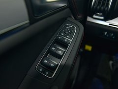2019款 EV600D 四驱智联创睿型