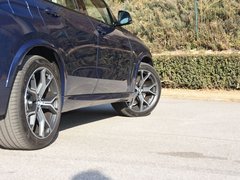 2019款 xDrive40i 尊享型 M运动套装